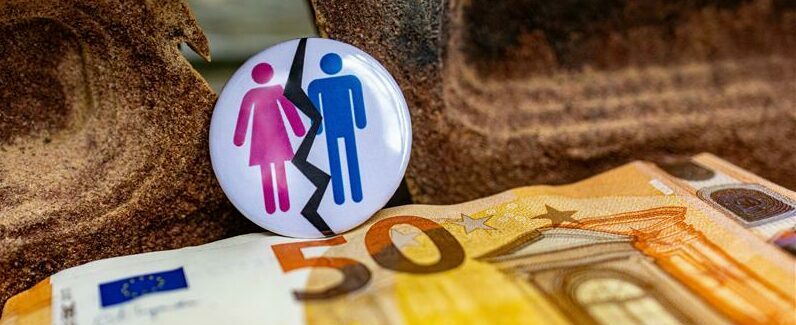 8 mars - L'argent, nerf des violences faites aux femmes. 8 mars